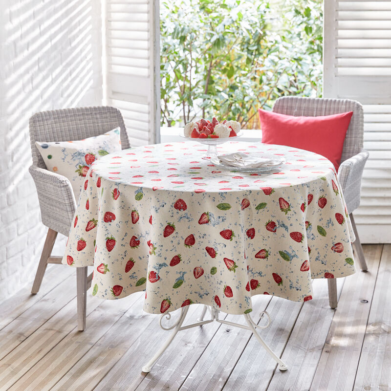Edle Gobelin-Tischdecke im sommerlichen Erdbeer-Dessin - Hagen Grote Shop