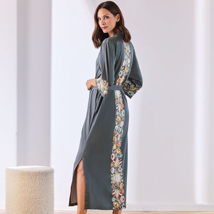 Produktbild fr 'Eleganter Kimono mit aufwendiger Bltenbordre'