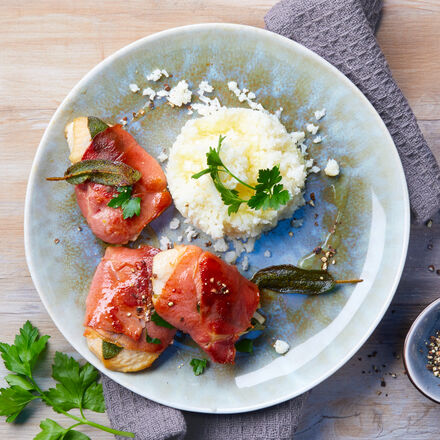 Produktbild fr 'Hhnchenbrust-Saltimbocca auf Blumenkohl-Reis'