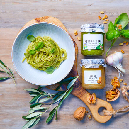 Produktbild fr 'berzeugender Geschmack: Ligurisches Pesto Genovese & Walnuss-Sauce aus Originalzutaten'